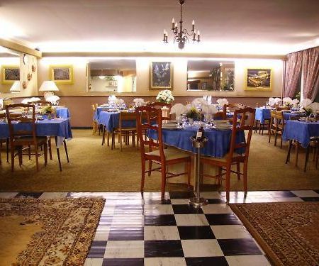 Hotel Restaurant Du Tourisme Latronquière المظهر الخارجي الصورة